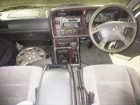 Toyota HIACE лот № 8282 оценка 3.5  с аукциона в Японии 2