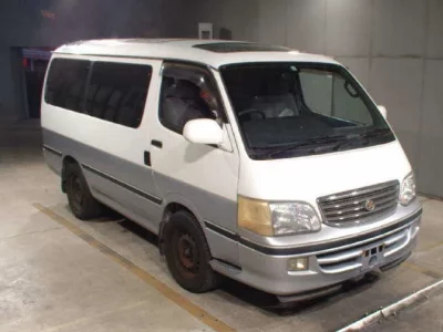 Toyota HIACE  с аукциона в Японии