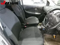 Nissan NOTE лот № 79 оценка R  с аукциона в Японии 4