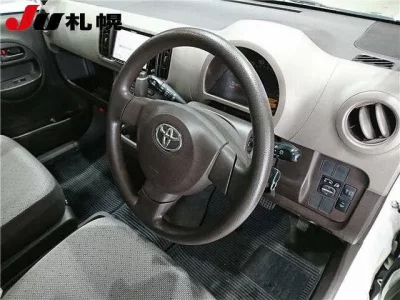 Toyota PASSO  с аукциона в Японии