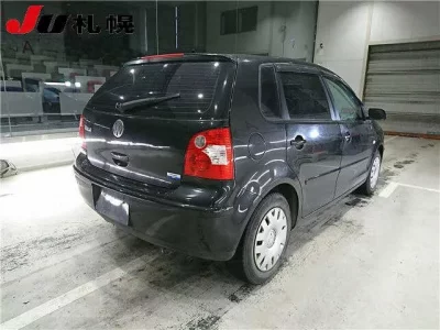 Volkswagen POLO  с аукциона в Японии