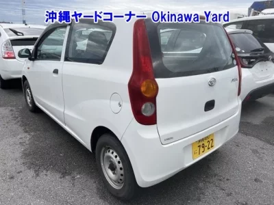 Daihatsu MIRA  с аукциона в Японии