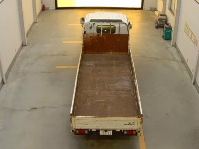 Isuzu ELF  с аукциона в Японии