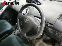 Toyota VITZ лот № 103 оценка 3  с аукциона в Японии 2