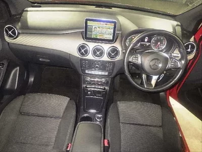 Mercedes-Benz B CLASS