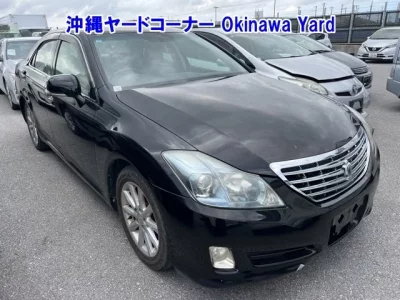 Toyota CROWN  с аукциона в Японии