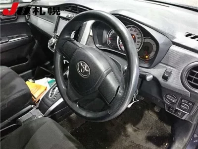 Toyota COROLLA FIELDER  с аукциона в Японии