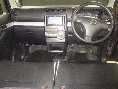 Toyota PIXIS SPACE