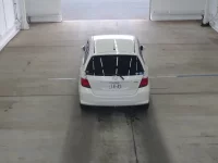 Honda FIT лот № 2123 оценка 3.5  с аукциона в Японии 2