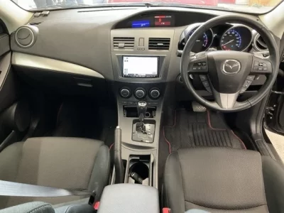 Mazda AXELA  с аукциона в Японии