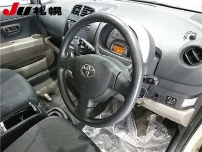 Toyota PASSO  с аукциона в Японии