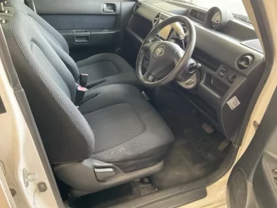 Toyota BB  с аукциона в Японии