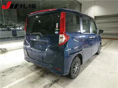 Toyota ROOMY  с аукциона в Японии