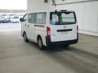 Nissan CARAVAN VAN лот № 2137 оценка 3.5  с аукциона в Японии 1