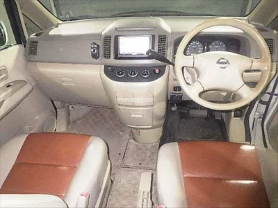 Nissan SERENA  с аукциона в Японии