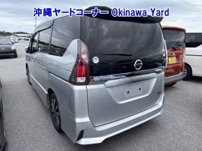 Nissan SERENA  с аукциона в Японии