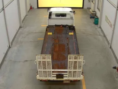 Toyota DYNA  с аукциона в Японии