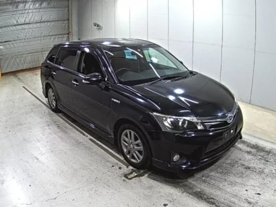 Toyota COROLLA FIELDER  с аукциона в Японии