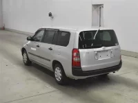 Toyota SUCCEED лот № 80232 оценка 3.5  с аукциона в Японии 1