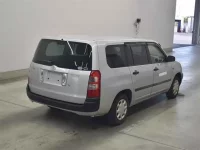 Toyota SUCCEED лот № 80232 оценка 3.5  с аукциона в Японии 4