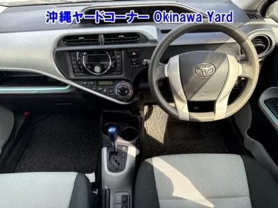 Toyota AQUA  с аукциона в Японии