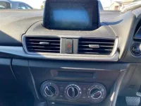 Mazda AXELA лот № 25003 оценка 3.5  с аукциона в Японии 5