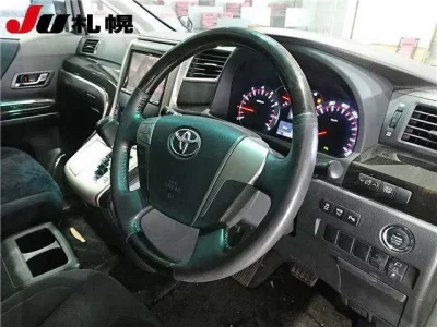 Toyota ALPHARD  с аукциона в Японии