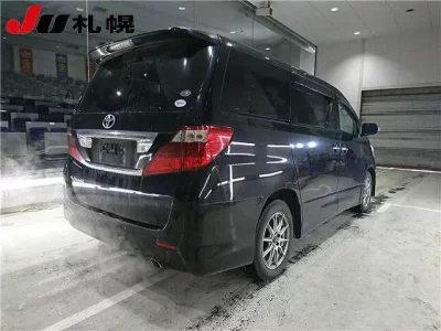 Toyota ALPHARD  с аукциона в Японии