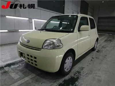 Daihatsu Esse  с аукциона в Японии