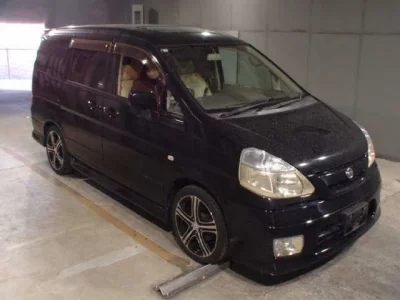 Nissan SERENA  с аукциона в Японии