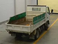 Hino DUTRO лот № 1097 оценка RA  с аукциона в Японии 1