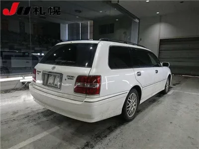 Toyota CROWN ESTATE