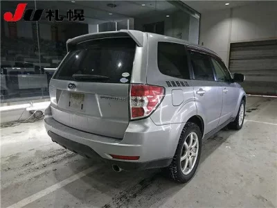 Subaru FORESTER  с аукциона в Японии