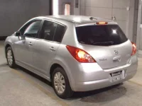 Nissan TIIDA лот № 8416 оценка R  с аукциона в Японии 1