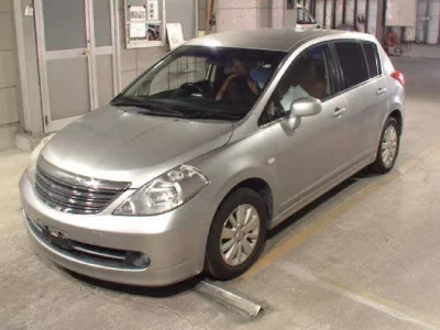 Nissan TIIDA  с аукциона в Японии