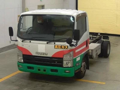 Isuzu ELF  с аукциона в Японии