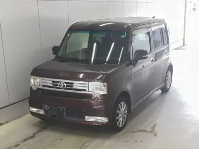Toyota PIXIS SPACE