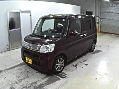 Daihatsu TANTO  с аукциона в Японии