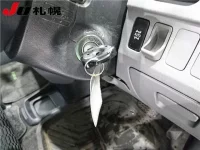 Toyota VOXY лот № 196 оценка R  с аукциона в Японии 2