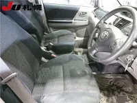 Toyota VOXY лот № 196 оценка R  с аукциона в Японии 3