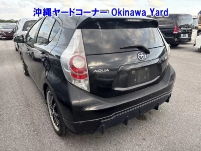 Toyota AQUA  с аукциона в Японии