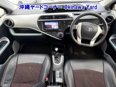 Toyota AQUA  с аукциона в Японии