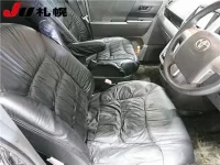 Toyota VOXY лот № 202 оценка R  с аукциона в Японии 4