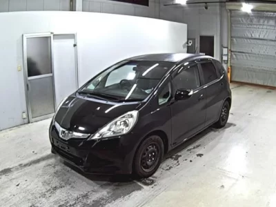 Honda FIT  с аукциона в Японии