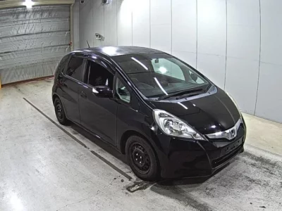Honda FIT  с аукциона в Японии