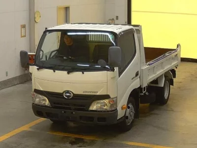 Hino DUTRO  с аукциона в Японии