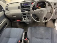 Daihatsu HIJET VAN лот № 2176 оценка 3  с аукциона в Японии 4