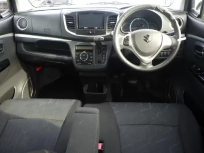 Suzuki WAGON R  с аукциона в Японии