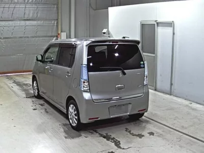 Suzuki WAGON R  с аукциона в Японии