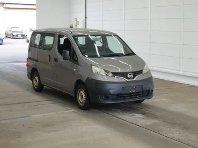 Nissan NV200  с аукциона в Японии